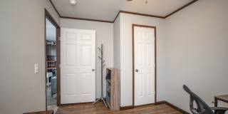 183 Flicker Street Gallery 17