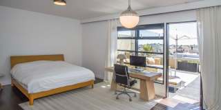 Stunning 4Bed/2.5ba Condo in Pacific Heights Gallery 17