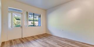 Legacy Hills at Poway - Senior Housing Gallery 13