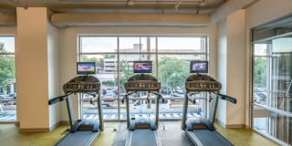 Link Apartments Glenwood South Gallery 21