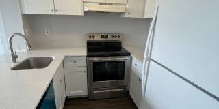 One Bedroom One Bathroom! WATERFRONT COMMUNITY! One Bedroom One Bathroom! WATERFRONT COMMUNITY! Gallery 1