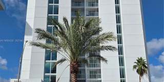 5880 Collins Ave Gallery 16