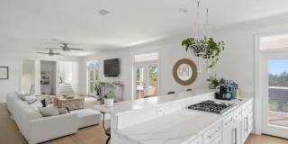 204 Sandstone St Gallery 98