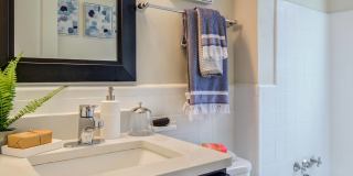 Flats at Douglas Gallery 18