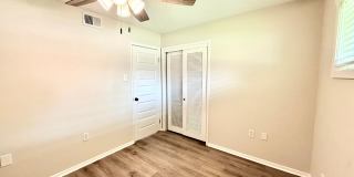 Updated 3 Bedroom Home with Large Fenced Yard in Land O' Lakes Gallery 14