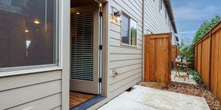 Garage, Backyard, 3 Bedroom - Now Leasing Gallery 29