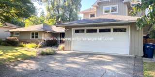 Beautiful Mercer Island Home with Private Hot Tub Pavillion & Spacious Floor Plan Gallery 1