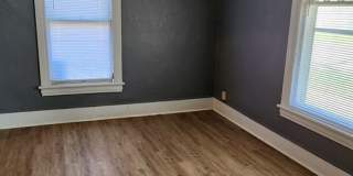 Spacious 3BR, 2BTH with parking off street Gallery 9