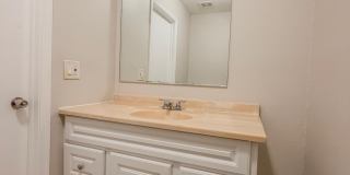 1913 N Congress Avenue Gallery 10