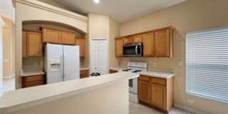 16709 Fresh Meadow Dr Gallery 5