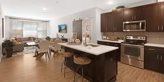 Woodmont Townsquare Gallery 8