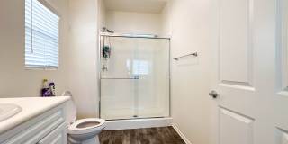 COMING SOON! * RARE OPPORTUNITY * SENIOR (55+) ROOM FOR RENT IN PRISTINE GATED COMMUNITY IN MENIFEE! Gallery 10