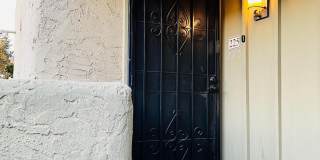 1701 W Tuckey Lane Gallery 11