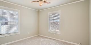 Beautiful Home! Gallery 9