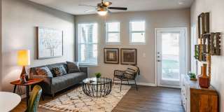 Kaia Pointe Gallery 14