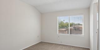 2423 E Maryland Drive Gallery 19
