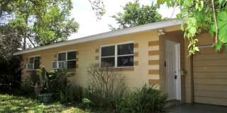 Charming 3 bedroom 1 bathroom Daytona Beach Gallery 1