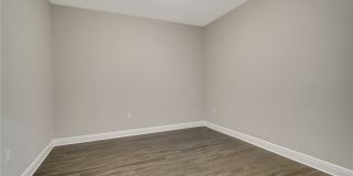 809 Agnes Avenue Gallery 19