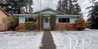 Cozy 3-Bedroom Home in Desirable Poulsbo Neighborhood Gallery 1