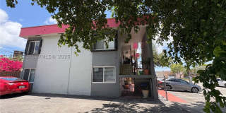 191 NW 17th Ave Gallery 42