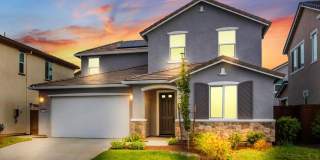 AVAILABLE 08/01/2026 3 YEARS NEW, BUILT BY LENNAR HOMES, 4 BED, 3 BATH, 2 CAR GARAGE Gallery 1