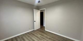 745 Rustland Dr. -  Oakcrest ~ 2 WEEKS FREE! ~ Gallery 21