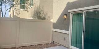 3 bed 2 bath 2 car garage Townhome "On the Strip" South Las Vegas Blvd Gallery 28