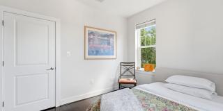 315 G Street NE Gallery 14