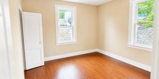 137 Hammond Ave Gallery 34