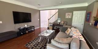 11175 CASTLEMAIN Circle W Gallery 10