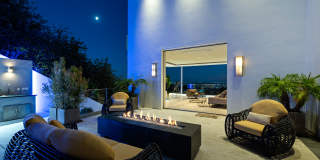 7080 Mulholland Dr Gallery 16