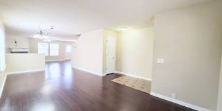 914 Tisbury Parkway Gallery 19