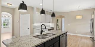 114 Sandy Springs Road Gallery 16
