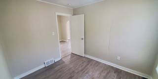 Updated 3 Bedroom, 1 Bathroom Home! Gallery 7