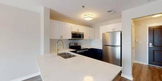 9 on Canal Gallery 35