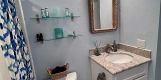 Fully-furnished Sleek 2-bedroom, 2-bathroom Condo in PG Gallery 28