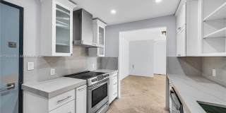 11 Island Ave Gallery 22