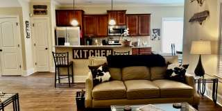 1924 Leighton Drive Gallery 1