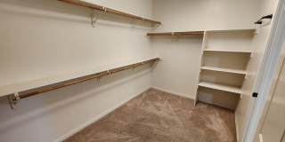 2611 Barrowby Street Gallery 21
