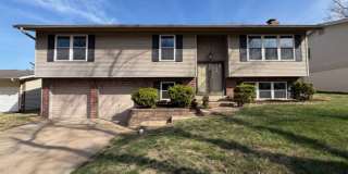 Spacious 5BR / 2BA in Manchester For Rent Gallery 1