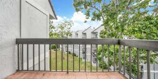 1950 North Congress Avenue, #404 - 404HOA PRESIDENTIAL GOLFVIEW Gallery 15