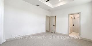 724 Ellwood Avenue Gallery 13