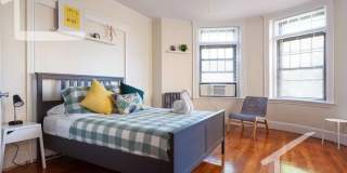 Amazing Coolidge Corner Apt right by T, Shopping, Nightlife and Restaurants. Quick commute to BU! Gallery 1