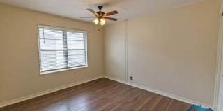 For Rent - 3 Bed/ 2 Bath Gallery 17