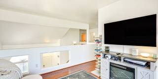 FULLY FURNISHED W/OASIS POOL AVAIL. 8.15.2026 $3400 RESERVE TODAY Gallery 15