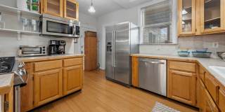 511 South G St. Gallery 15