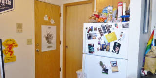 22 N Franklin St Gallery 19