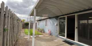 Single Level House - Move-in Ready Early July Gallery 12