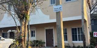 3928 SW 52nd Ave Gallery 1