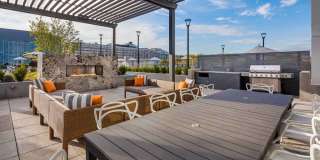 741 N Hudson Ave Gallery 7